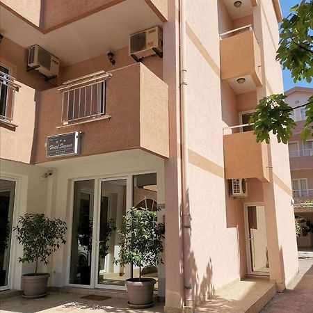 Garni Hotel S Coast Будва Экстерьер фото