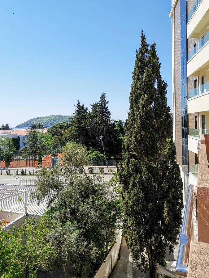 Garni Hotel S Coast Будва Экстерьер фото