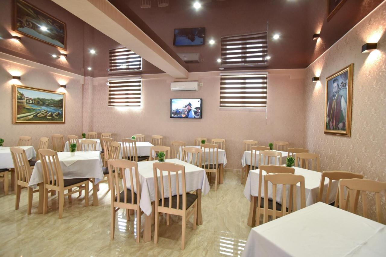 Garni Hotel S Coast Будва Экстерьер фото